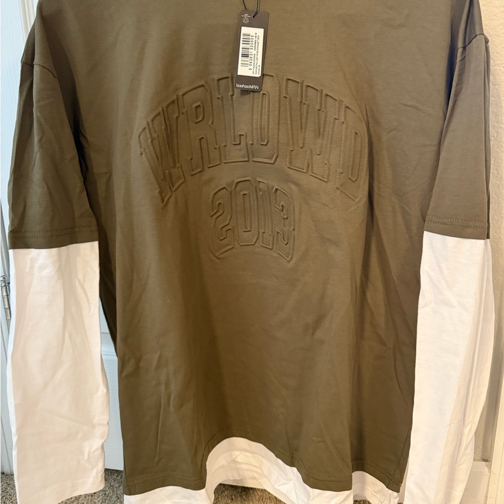 Boohooman WRLDWD faux layered khaki and White Long Sleeve Tee - Small